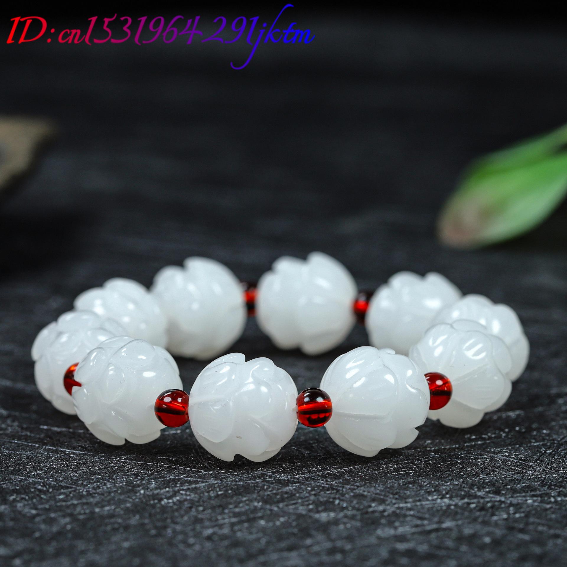 Brazalete de Jade Blanco Autén - Women Fashion Designers reseña y precio