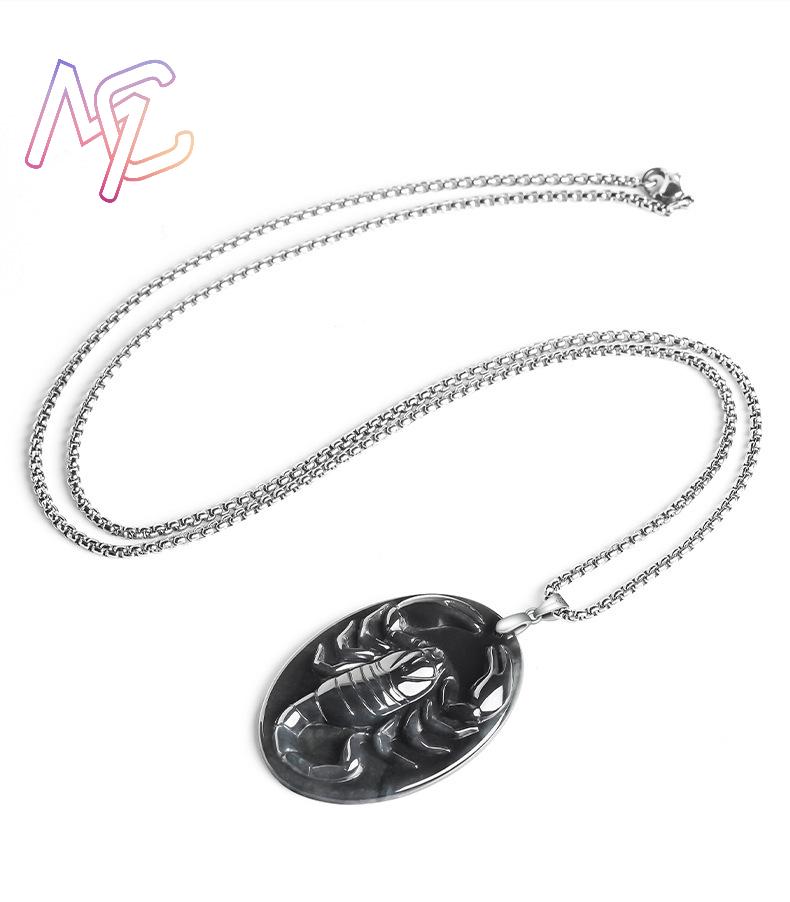 Collar con Colgante de Escorpi - Women Fashion Designers reseña y precio